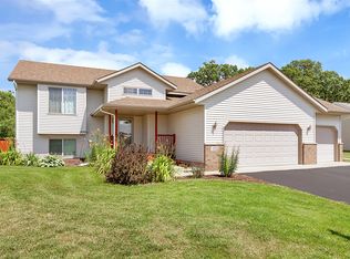 1227 24th St SE, Saint Cloud, MN 56304