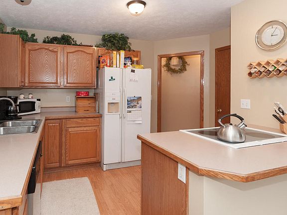 5th image of 11256 E V Ave