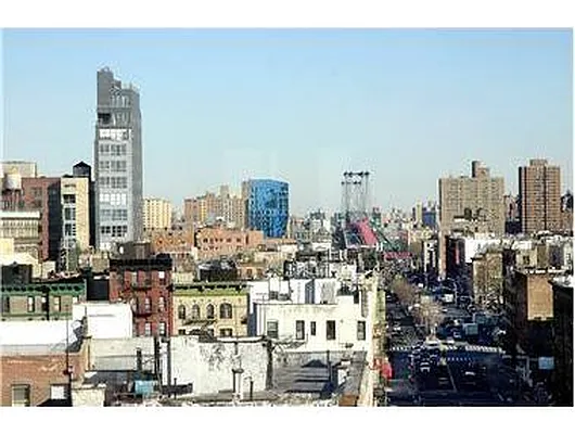 Sold by Douglas Elliman | media 19