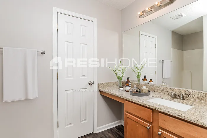5380 Sand Bar Ln — Photo 11