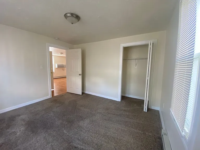 72 E Washington St — Photo 9