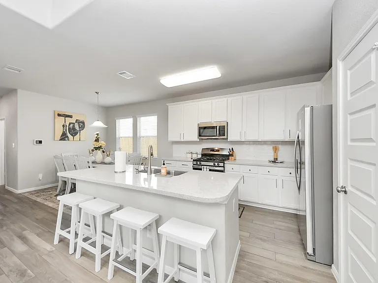 5324 Cj Walker Ln — Photo 9