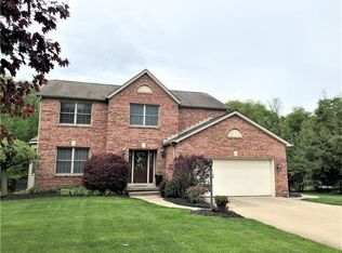 117 Meadow Dr, Beaver Falls, PA 15010