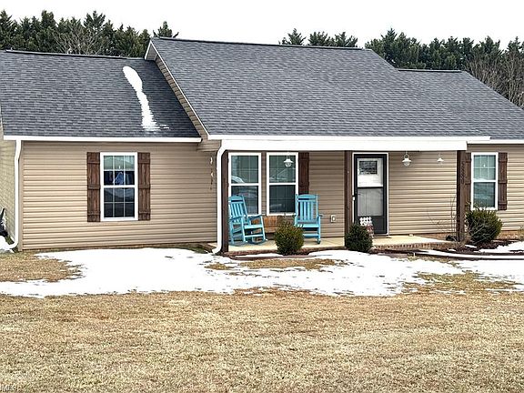 3rd image of 5880 Oak Knoll Dr