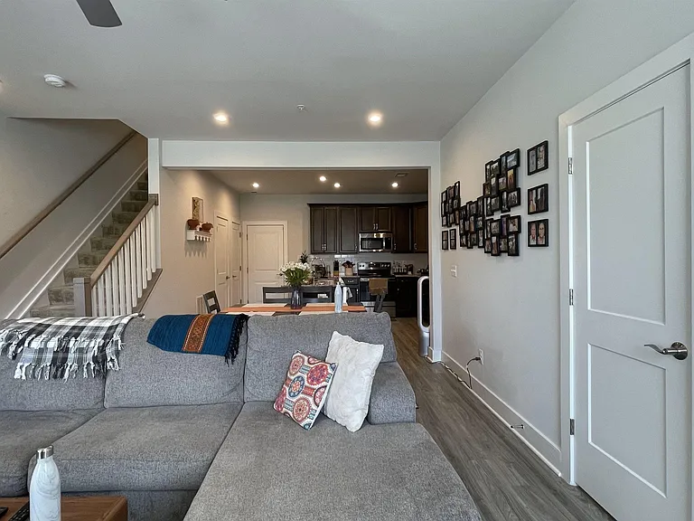 622 Noush Ct #A — Photo 5