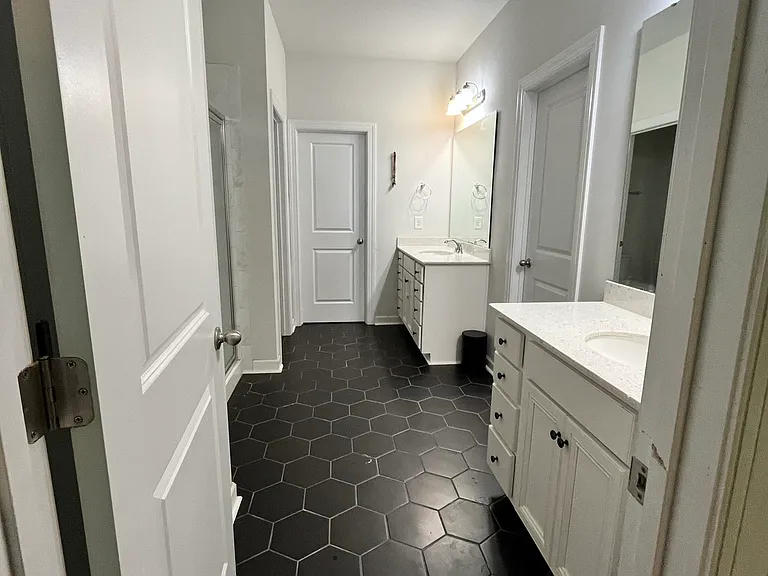 3129 Cedric Ct — Photo 9