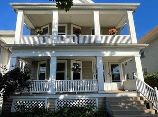 1363 Warren Rd #UP, Lakewood, OH 44107