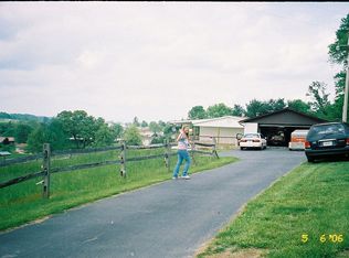 132 Harmony Acres Dr E, Jonesborough, TN 37659