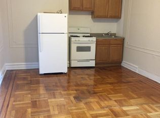 94 34th Ave #D, Little Neck, NY 11363