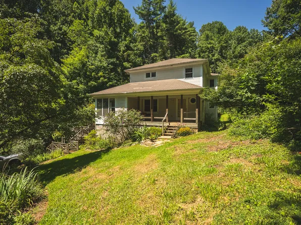 9067 Twin Falls Rd NE, Copper Hill, VA 24079