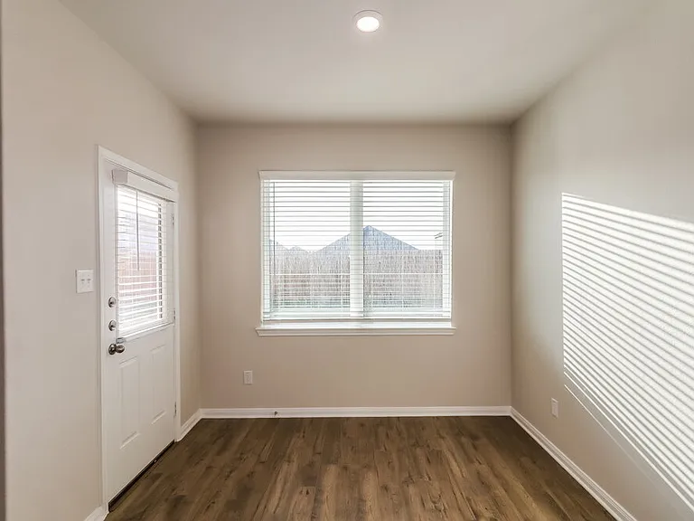 7606 Tipton Meadow Way — Photo 5