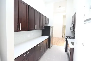 Rented by Gabriel Troncoso, LREB