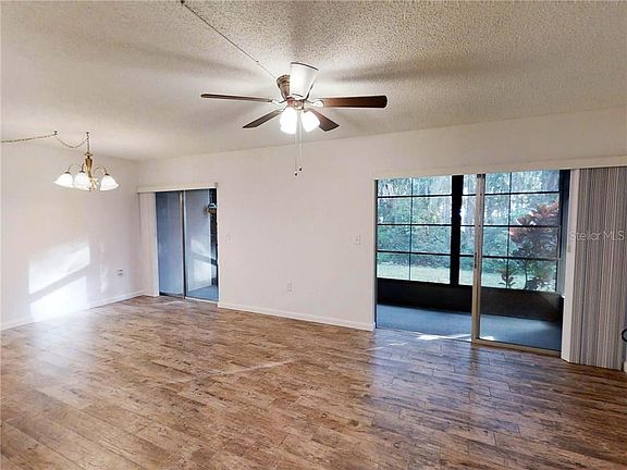 3rd image of 100 Sweetgum Woods Ct APT 14A