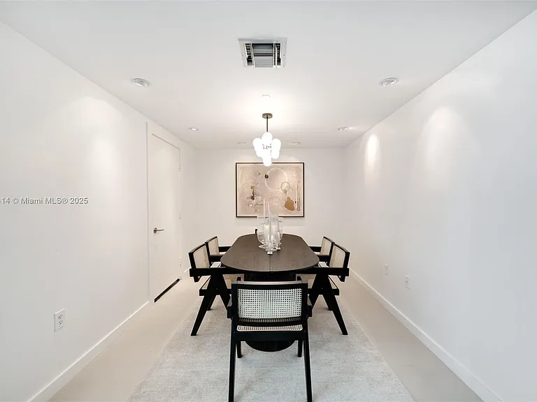 900 Biscayne Blvd #905 — Photo 13