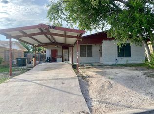 706 E 12th St, Del Rio, TX 78840
