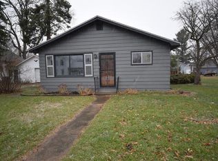 202 E Ann St, Weyauwega, WI 54983