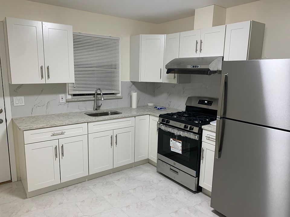 1st image of 100 Harrison Ave Floor 1