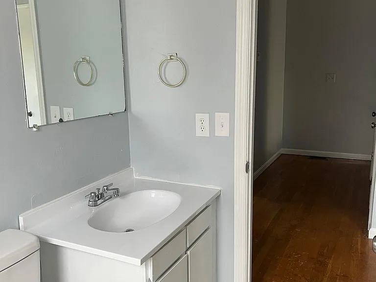 3437 Malabu Cir #B — Photo 30