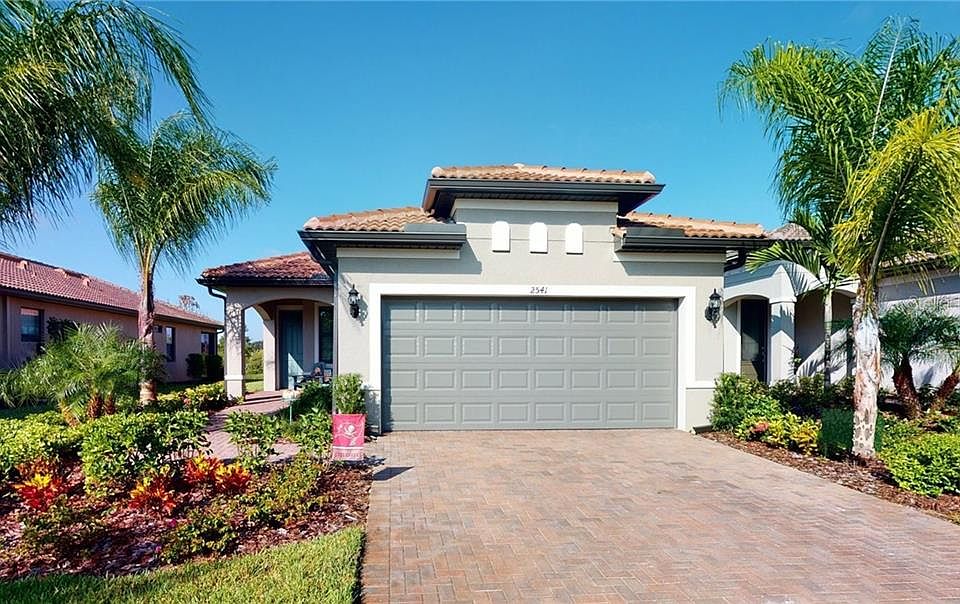 1st image of 2541 Daisy Dr