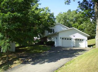 82 Stonecroft Dr, Horseheads, NY 14845
