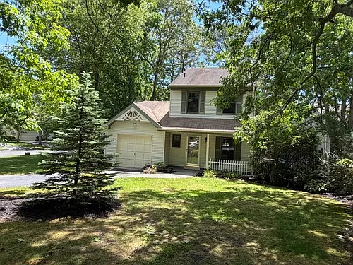 171 Federal Rd Photo 1