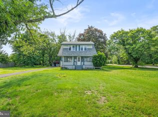 668 S Spring Rd, Vineland, NJ 08361