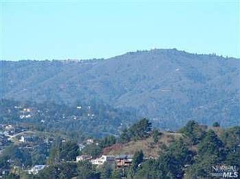 1st image of 109 Headlands Ct