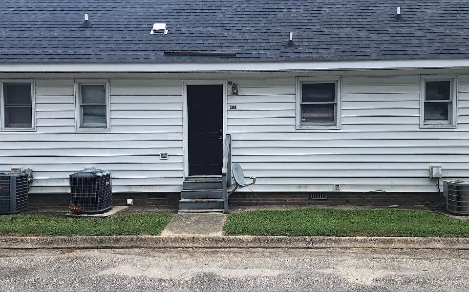 305 N Whitley St #309