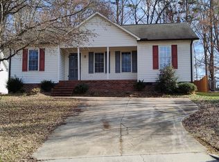 1217 Moss Acres Ct, Kannapolis, NC 28081