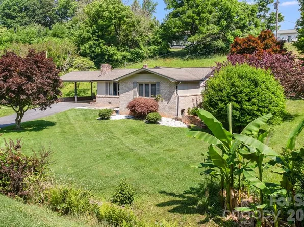 293 Dillardtown Rd, Sylva, NC 28779