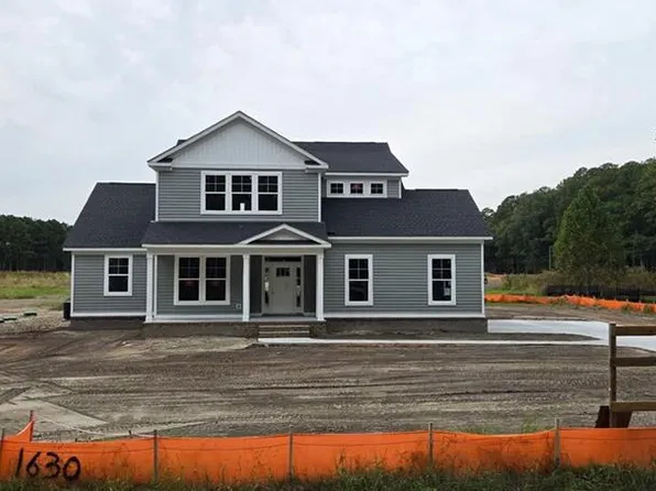 1630 Taft Rd, Chesapeake, VA 23322