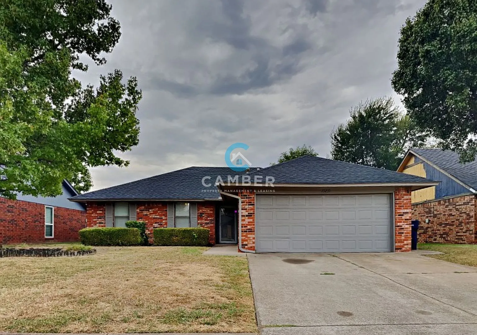 Beautiful 3 Bed 2 Bath Home in Moore Schools — Photo 1