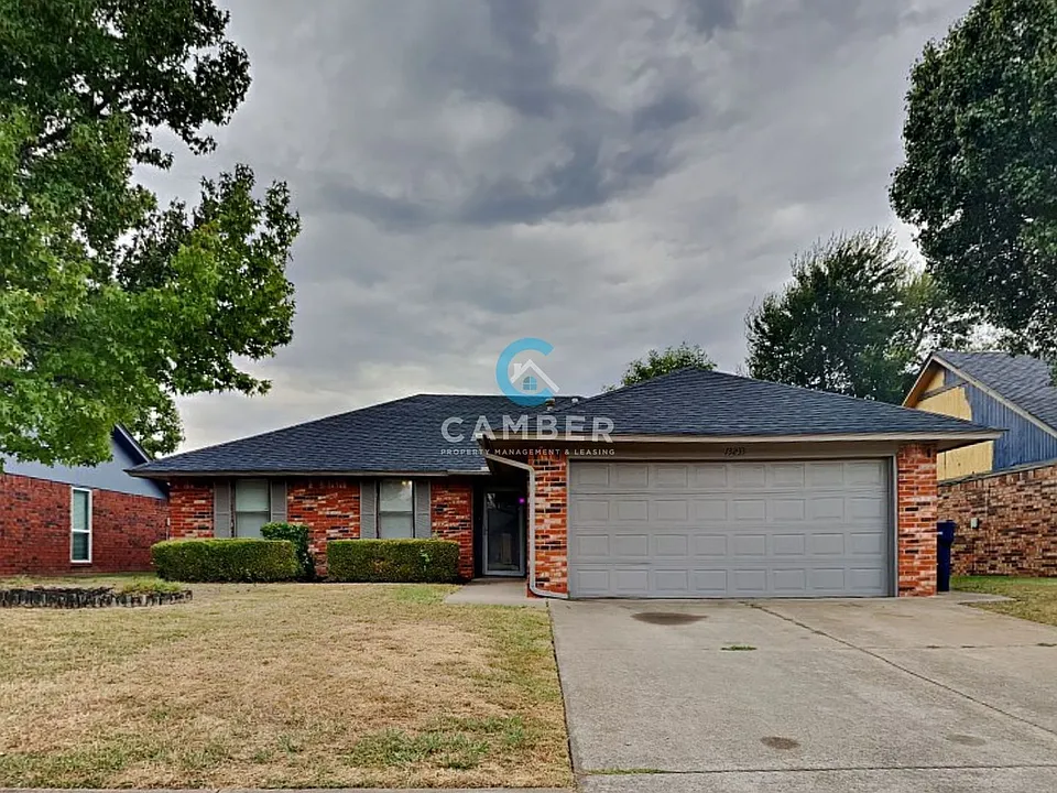 13233 Eastridge Dr