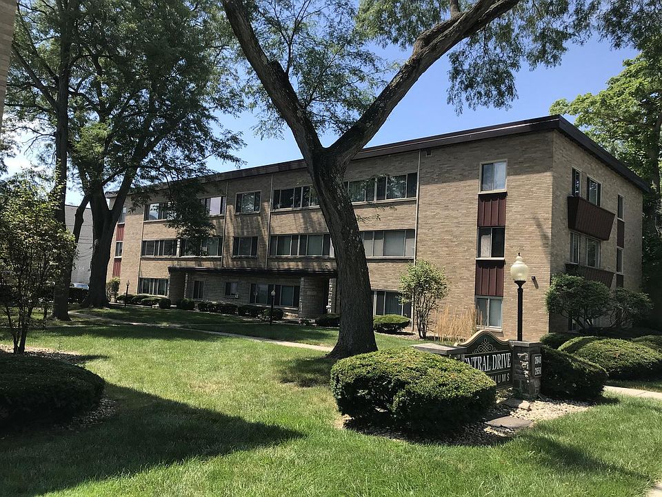 1st image of 2650 Central Dr APT 2N