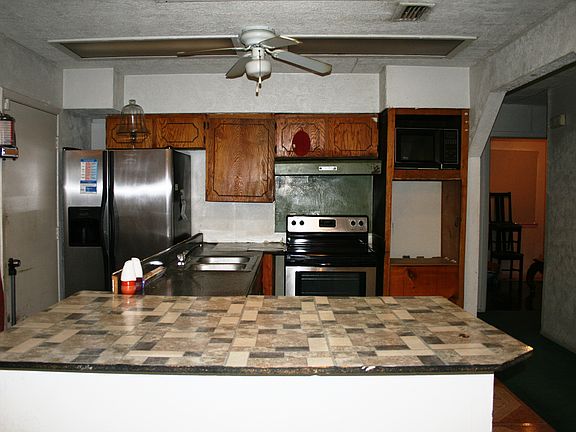 5th image of 4147 Happy Canyon Dr