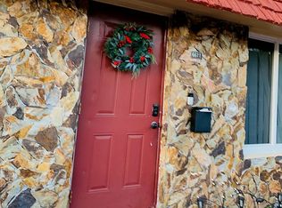 6611 SW 41st Pl, Davie, FL 33314