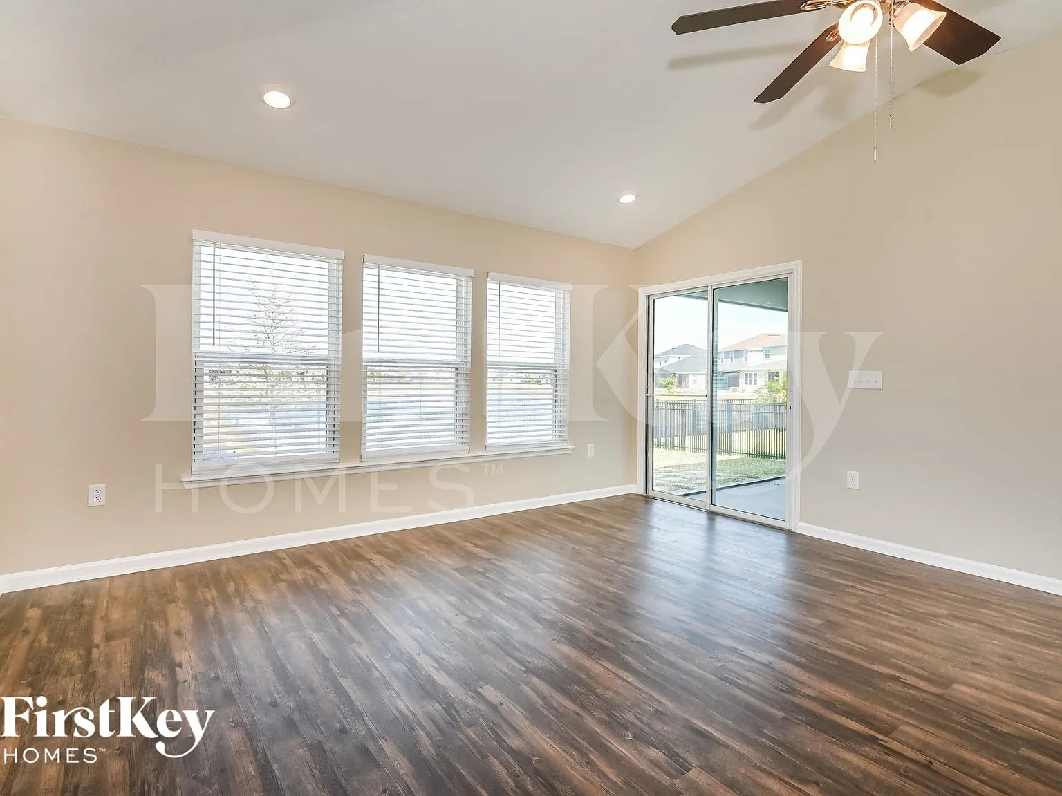 3 bed, 2.0 bath, 1540 sqft, $2,485 — Photo 3