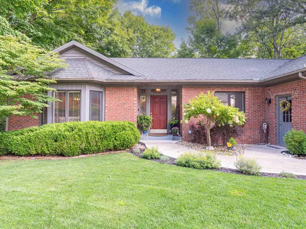 9916 S Saint Andrews Ln, Bloomington, IN 47401