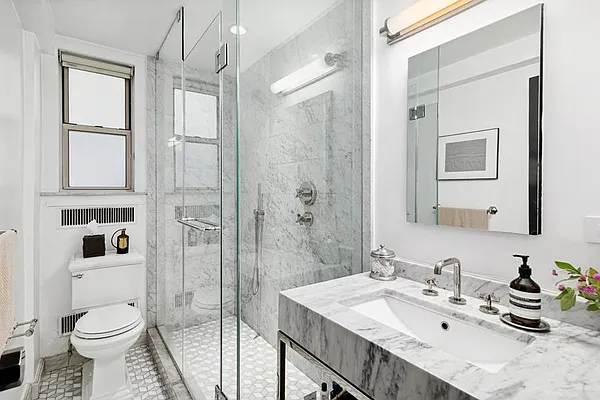 Sold by Douglas Elliman | media 18