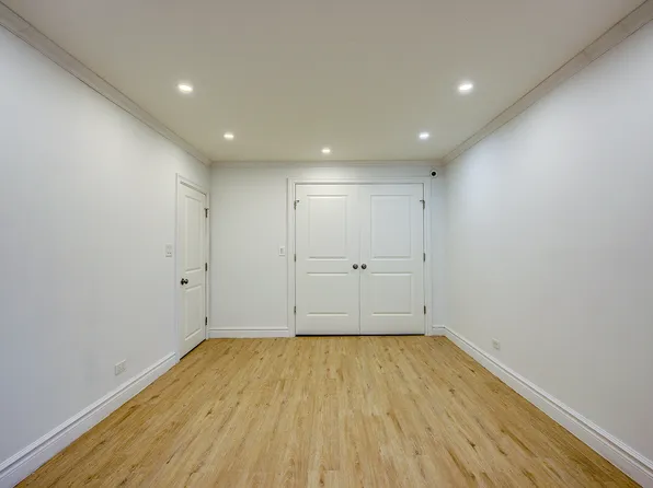 100-25 Queens Boulevard image 23 of 40