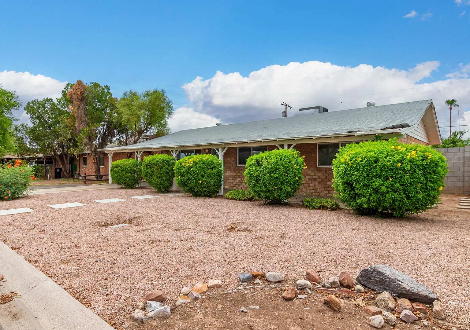 Coming Soon! Beautifully Remodeled 3 Bedroom Gem In South Scottsdale — Photo 2