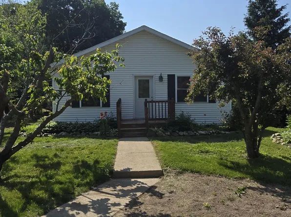 243 Washington St, Litchfield, MI 49252