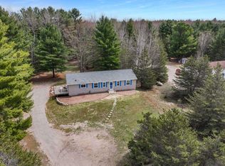 4733 S Lake Shore Dr, Cedar, MI 49621