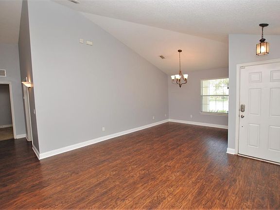 3rd image of 14507 Falling Waters Dr