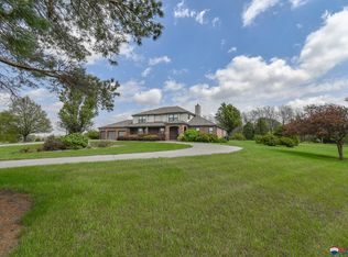 800 N 148th St, Lincoln, NE 68527