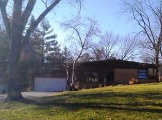 1824 Hawthorn Rd, Fort Wayne, IN 46802