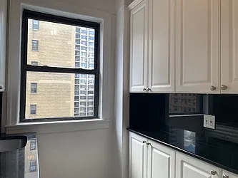 Rented by Rita S Citrin, LREB