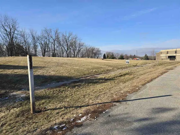 506 N Ellis St, Keota, IA 52248