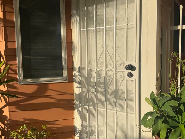 9729 Brookgreen Rd, Downey, CA 90240