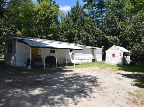 4 Turf Way, Newport, NH 03773